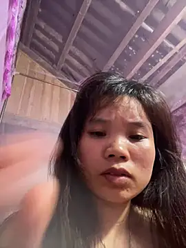 Snapshot of Ngoc-bbi chatting on May 18, 2026, 5:18 pm Ngoc-bbi online show from May 18, 2026, 5:18 pm