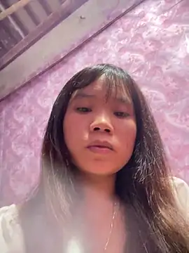 Ngoc-bbi online show from May 1, 2026, 2:00 pm