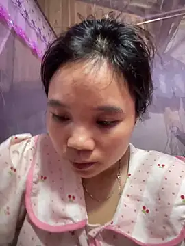 Snapshot of Ngoc-bbi chatting on May 23, 2026, 6:23 am Ngoc-bbi online show from May 23, 2026, 6:23 am