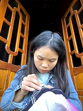 Ngoc-bbi online show from November 23, 2025, 12:53 am