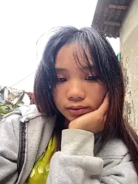 Ngoc-bbi online show from December 21, 2025, 2:03 am