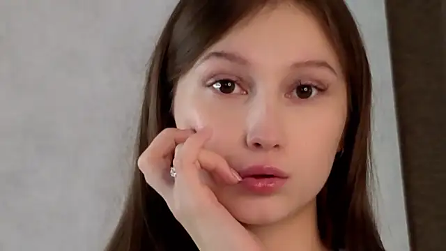 MelaniSeiver online show from September 21, 2025, 2:17 am