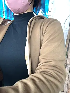 Clara8899 online show from October 27, 2025, 1:06 am