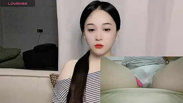 woaiqinqin online show from September 25, 2025, 7:58 am