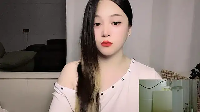 woaiqinqin online show from June 16, 2026, 5:13 pm