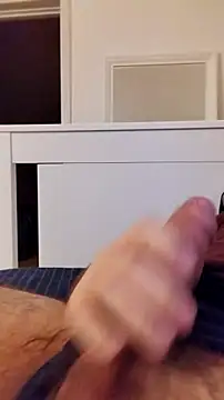 NewJoiner online show from September 22, 2025, 8:04 pm