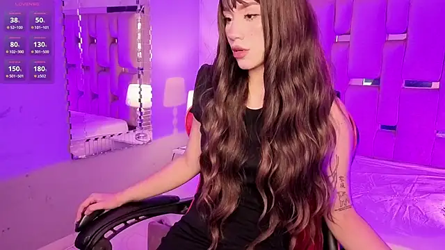 ZharaLux online show from November 23, 2025, 12:37 pm