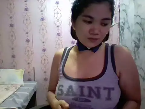 Rosette0516 online show from September 27, 2025, 1:39 pm