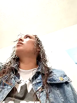 VERONICA  03 online show from January 10, 2026, 4:35 pm