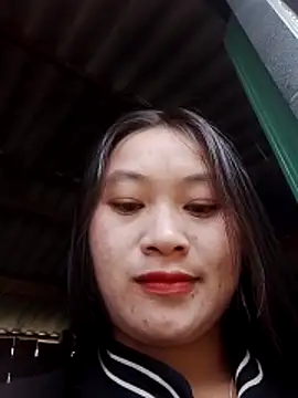 lusy-bae online show from November 6, 2025, 1:31 am