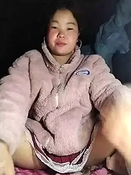 Snapshot of lylylove chatting on March 11, 2026, 6:40 am lylylove online show from March 11, 2026, 6:40 am