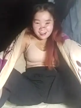 Snapshot of lylylove chatting on March 3, 2026, 12:28 am lylylove online show from March 3, 2026, 12:28 am