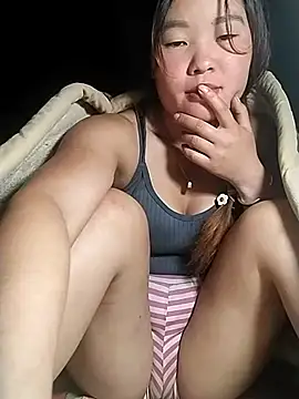lylylove online show from July 16, 2026, 11:51 am