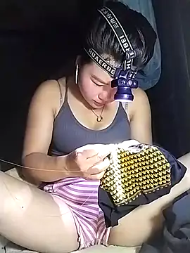 Snapshot of lylylove chatting on February 17, 2026, 12:24 pm lylylove online show from February 17, 2026, 12:24 pm