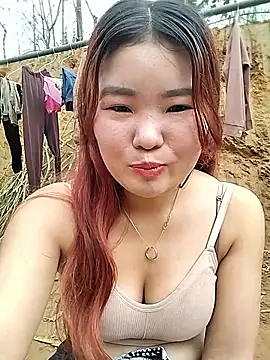 Snapshot of lylylove chatting on March 17, 2026, 2:14 am lylylove online show from March 17, 2026, 2:14 am