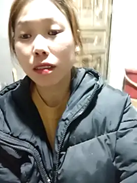 Ngocmi909 online show from February 6, 2026, 2:13 pm