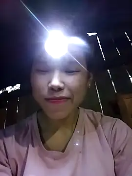 Ngocmi909 online show from December 21, 2025, 10:28 am