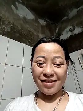 Sa2mh20 online show from February 18, 2026, 1:07 pm