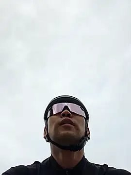 anggllaaa online show from September 18, 2025, 10:57 pm