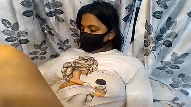 Snapshot of Vaani_Singha chatting on July 17, 2026, 3:31 pm Vaani Singha online show from July 17, 2026, 3:31 pm