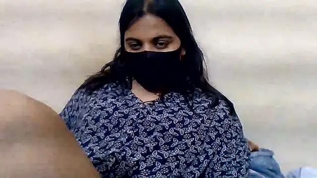 Vaani Singha online show from June 16, 2026, 4:18 pm