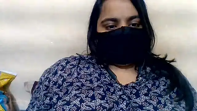 Vaani Singha online show from June 20, 2026, 4:12 pm
