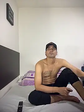 Snapshot of Deymon0777 chatting on February 20, 2026, 4:09 am Deymon0777 online show from February 20, 2026, 4:09 am