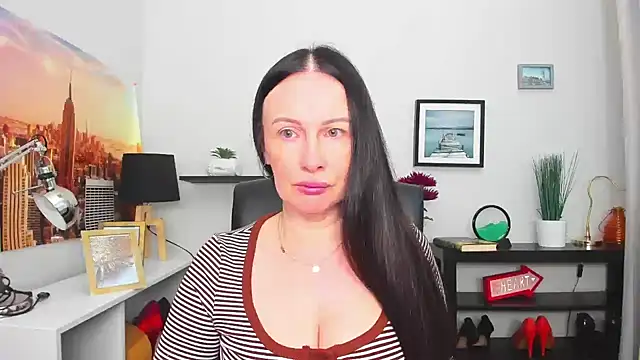 Velvet Jasmine online show from September 26, 2025, 5:25 am