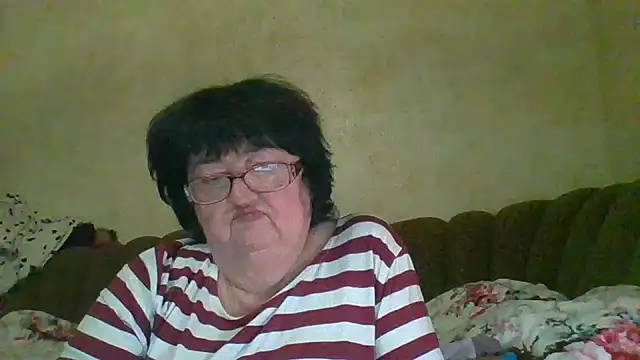 MilaSky5303 online show from November 15, 2025, 10:03 pm