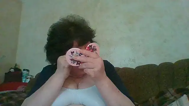 MilaSky5303 online show from June 5, 2026, 2:34 pm