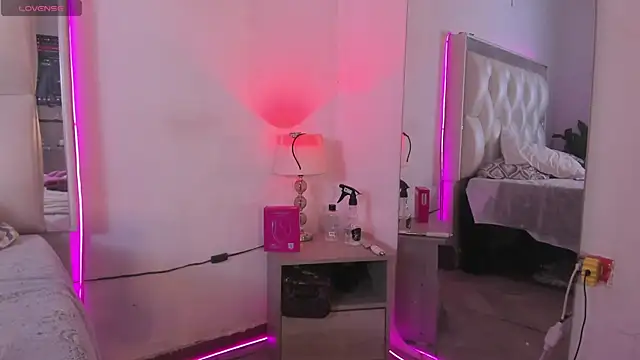 Snapshot of Darlyn_tenderhot__ chatting on March 11, 2026, 5:40 pm Darlyn tenderhot online show from March 11, 2026, 5:40 pm