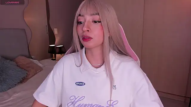 EmystarX online show from June 4, 2026, 12:26 am