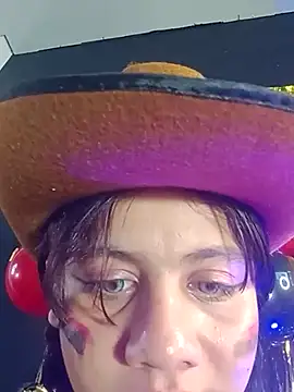 Julieth brown  online show from September 25, 2025, 3:45 am