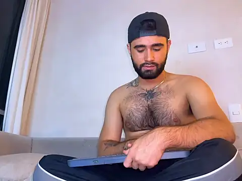 zack sullivan22 online show from February 21, 2026, 2:02 am