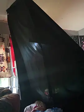 ittybittymeryssa online show from October 5, 2025, 6:42 pm