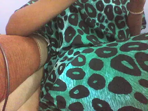 Moongodessy online show from November 14, 2025, 2:10 pm