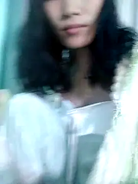 Snapshot of Ly-ny chatting on December 1, 2025, 7:42 am Ly-ny online show from December 1, 2025, 7:42 am