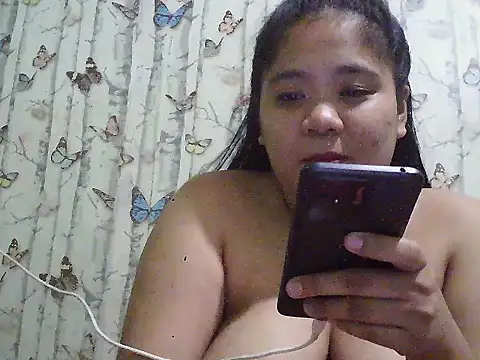 naughty maria x online show from April 28, 2026, 5:50 pm