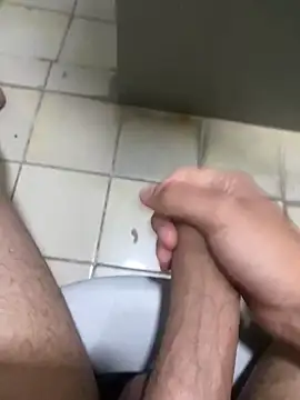 Novindapikgrossa online show from October 9, 2025, 10:49 am