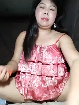 Snapshot of lusy-00 chatting on July 30, 2026, 1:32 pm lusy-00 online show from July 30, 2026, 1:32 pm