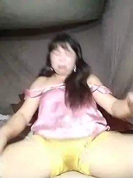 Snapshot of lusy-00 chatting on June 28, 2026, 1:50 pm lusy-00 online show from June 28, 2026, 1:50 pm