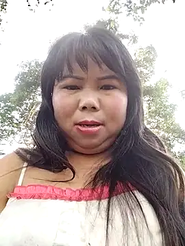 Snapshot of lusy-00 chatting on July 7, 2026, 12:35 am lusy-00 online show from July 7, 2026, 12:35 am