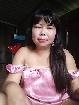 Snapshot of lusy-00 chatting on June 27, 2026, 2:39 am lusy-00 online show from June 27, 2026, 2:39 am
