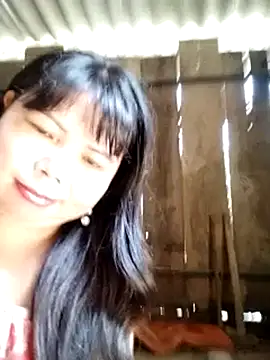 Snapshot of lusy-00 chatting on July 3, 2026, 3:35 am lusy-00 online show from July 3, 2026, 3:35 am
