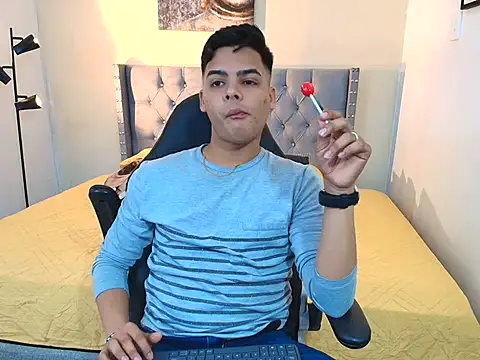 stewart mateo  online show from September 24, 2025, 2:40 am