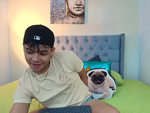 stewart mateo  online show from October 4, 2025, 2:02 am