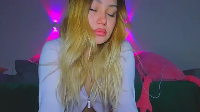 baobei03 online show from April 23, 2026, 7:26 am