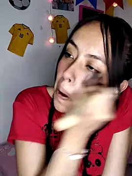 Queen Ashly online show from June 14, 2026, 1:46 am