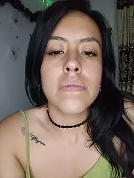 Queen Ashly online show from October 21, 2025, 2:00 am