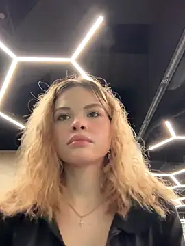 SMELLSEX online show from November 5, 2025, 6:44 pm